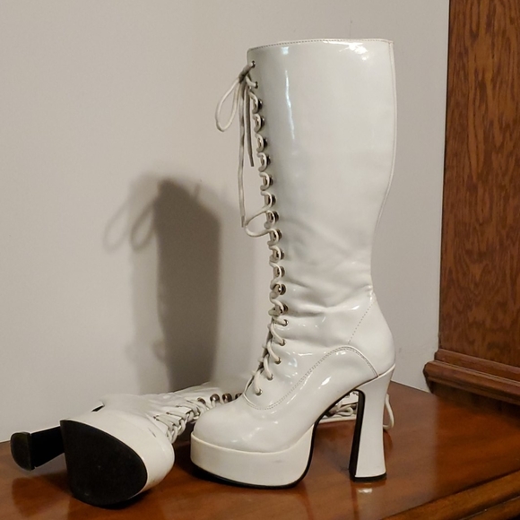 Elie Shoes - Elie Knee high go go boots, size 6